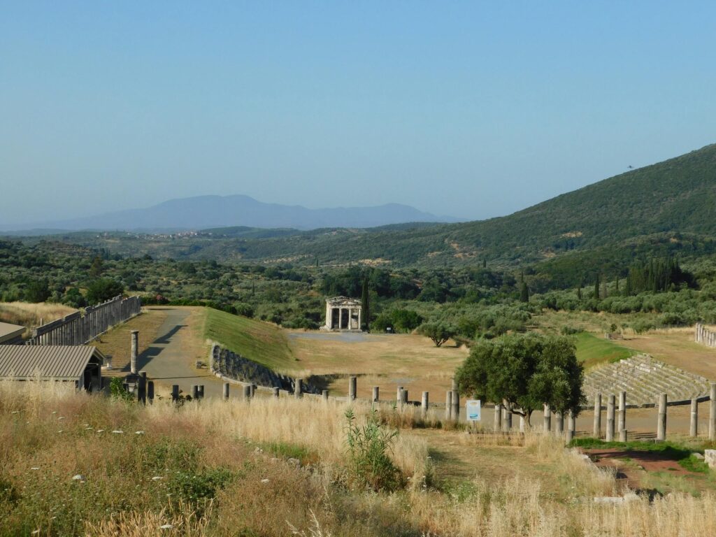 10 Lesser-Known Ancient Greek Sites That Beat the Crowds 2 lesser-known ancient greek sites