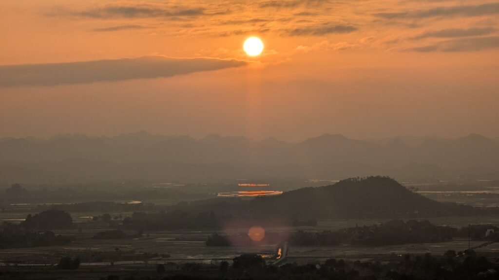 How to Plan Authentic Hiking Adventures in 2025: A Complete Guide 6 alternative hiking routes