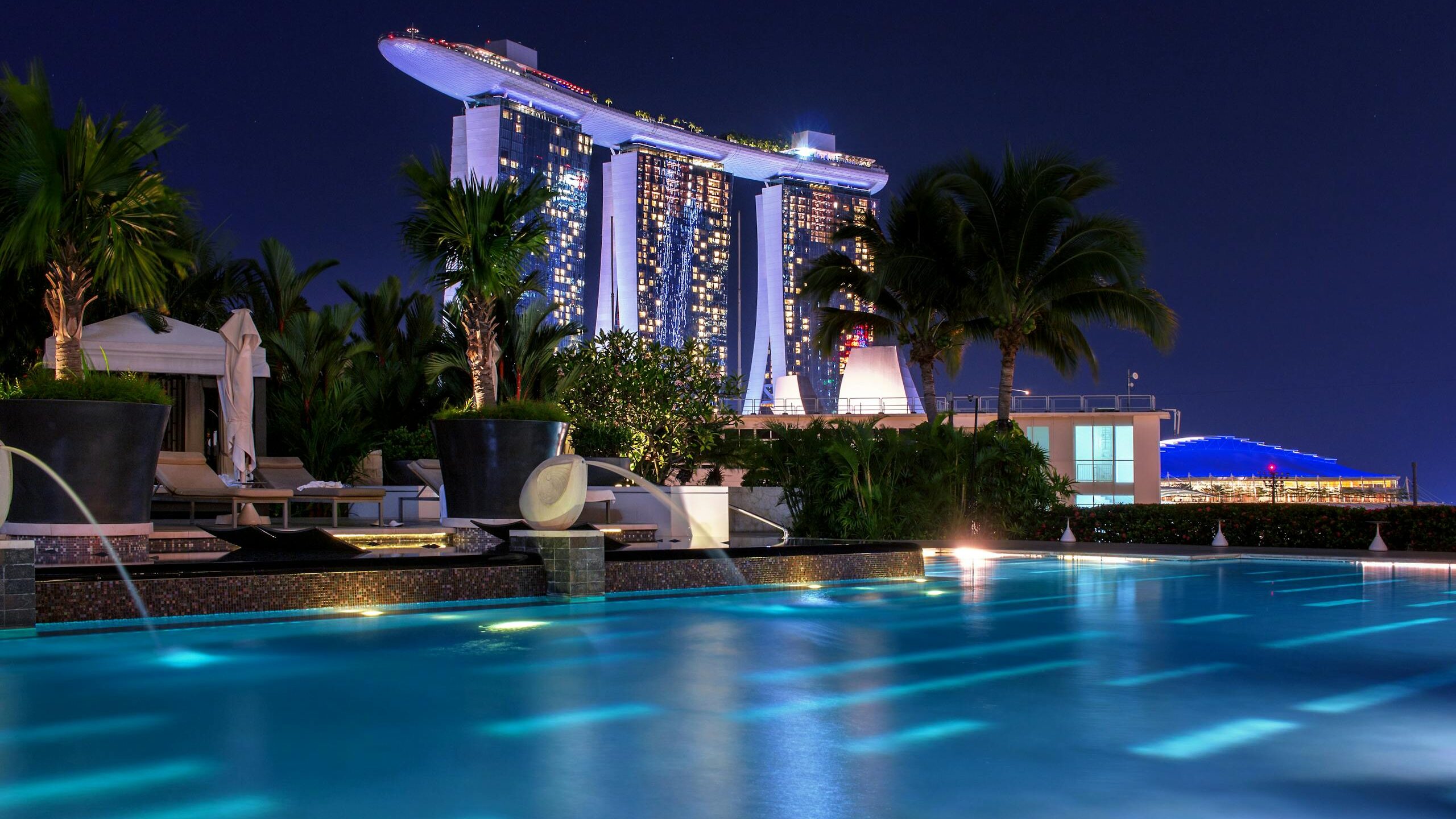 10 Safest Countries for Your First Solo Trip: A Beginner's Guide to Safe Solo Travel 4 top solo travel spots